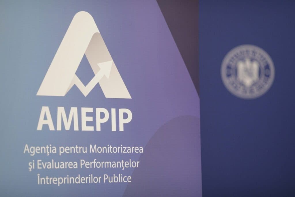 Fostul șef al Autorității Rutiere prins cu mita în cutiile de pantofi, trimis în judecată / Procurorii au găsit peste 500.000 de euro în locuința lui