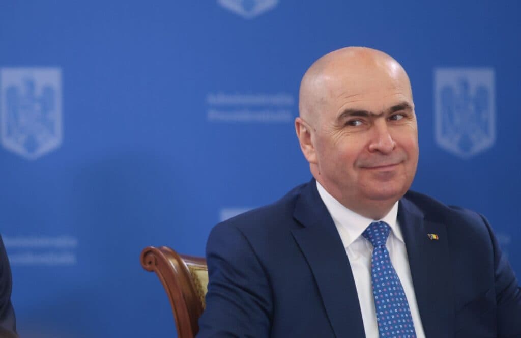 Ilustrație editorială: INTERVIU Critici la USR pentru cum nu a reușit să ajungă la firul ierbii. „Eșec total. Pur și simplu nu e tolerabil așa ceva” / Cum au devenit „eroii” – „dușmani”